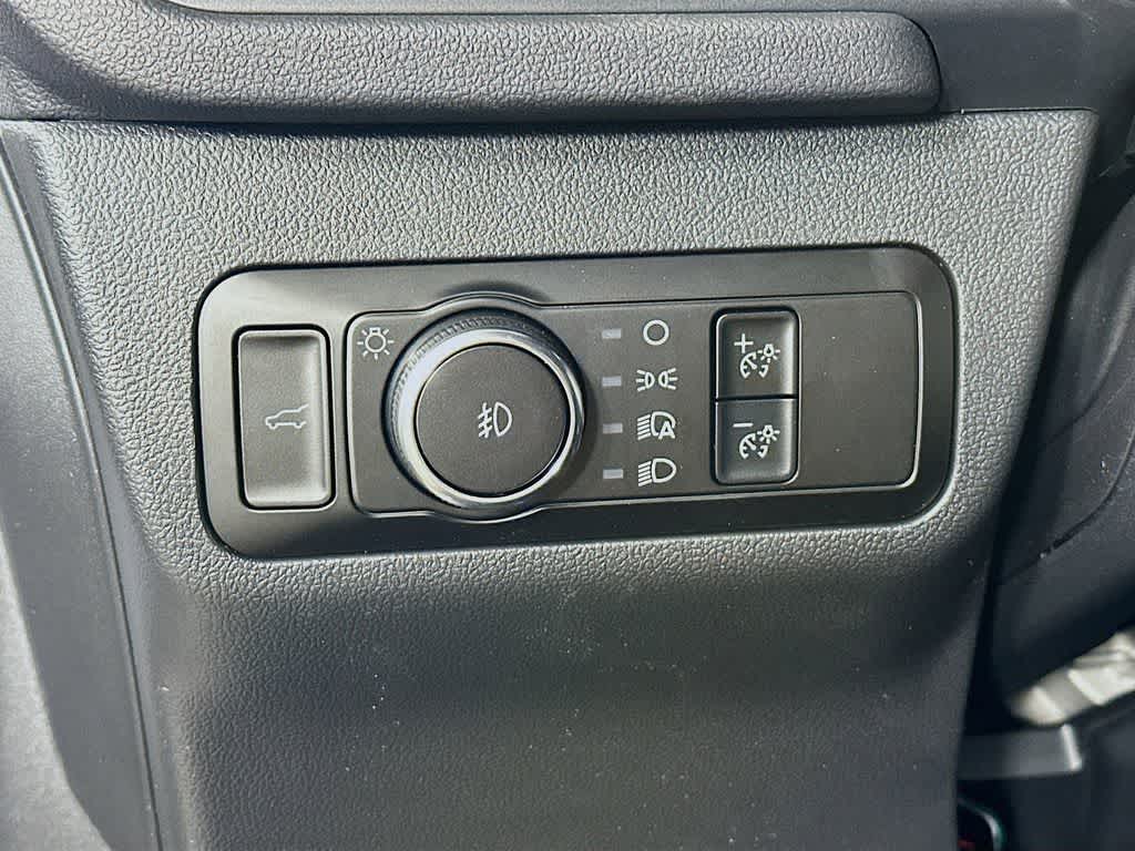 2025 Ford Escape ST-Line Select 26