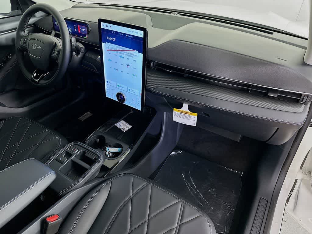 Thumbnail: 2025 Ford Mustang Mach-E - 31