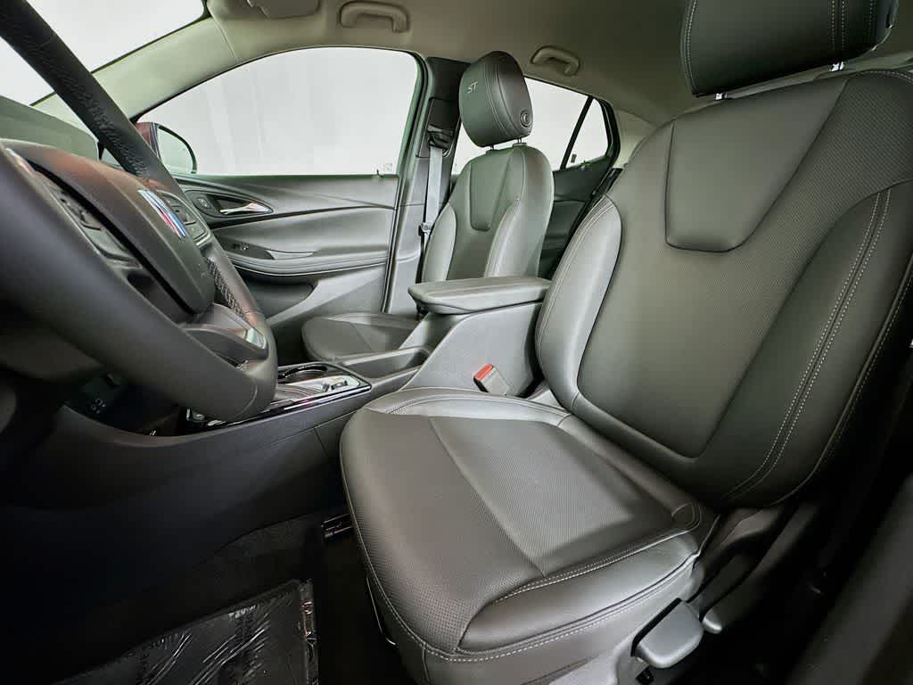 Thumbnail: 2024 Buick Encore GX - 12