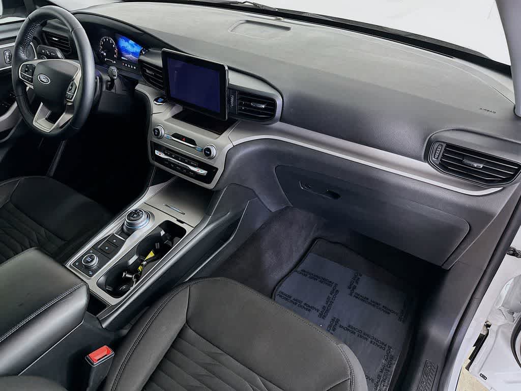 Thumbnail: 2020 Ford Explorer - 33