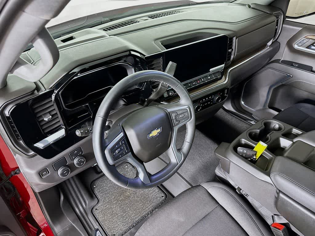 Thumbnail: 2024 Chevrolet Silverado 1500 - 2