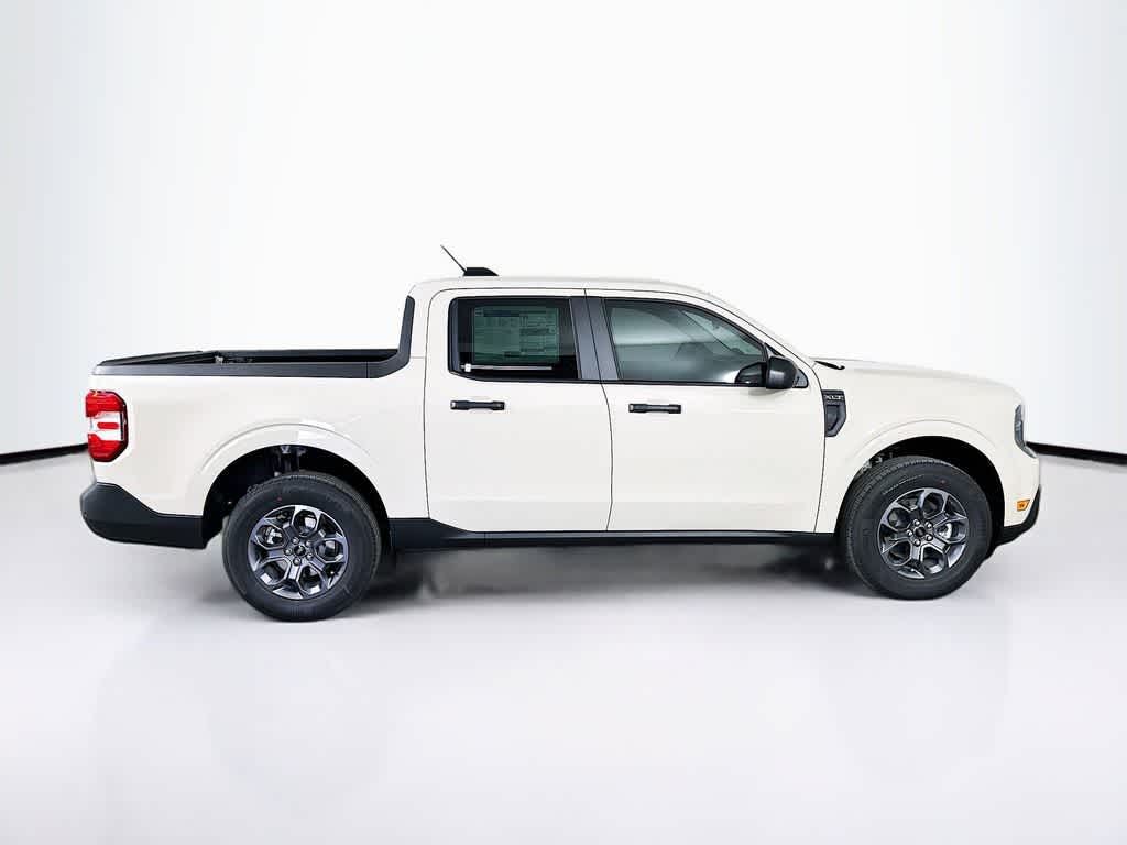 Thumbnail: 2025 Ford Maverick - 24