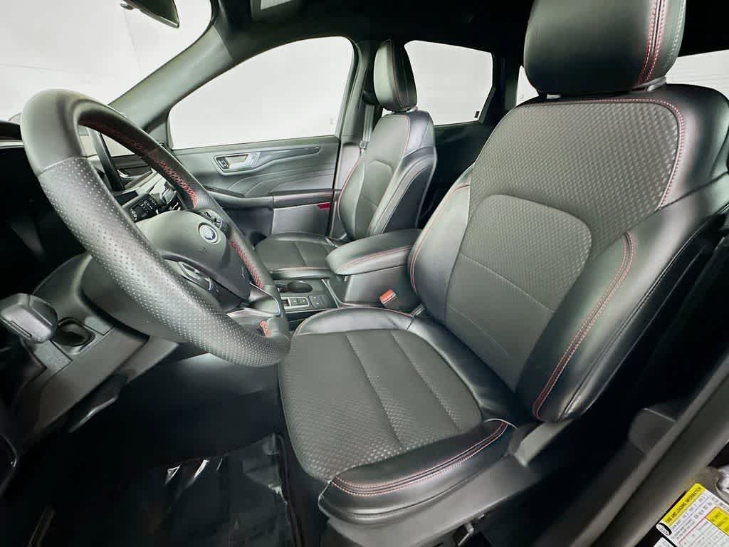 Thumbnail: 2023 Ford Escape - 12