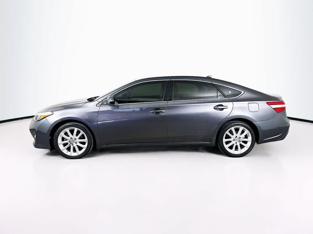 Thumbnail: 2013 Toyota Avalon - 3