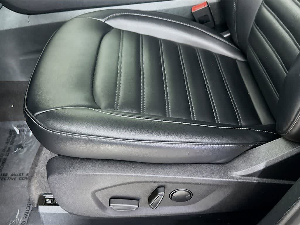 Thumbnail: 2024 Ford Edge - 28