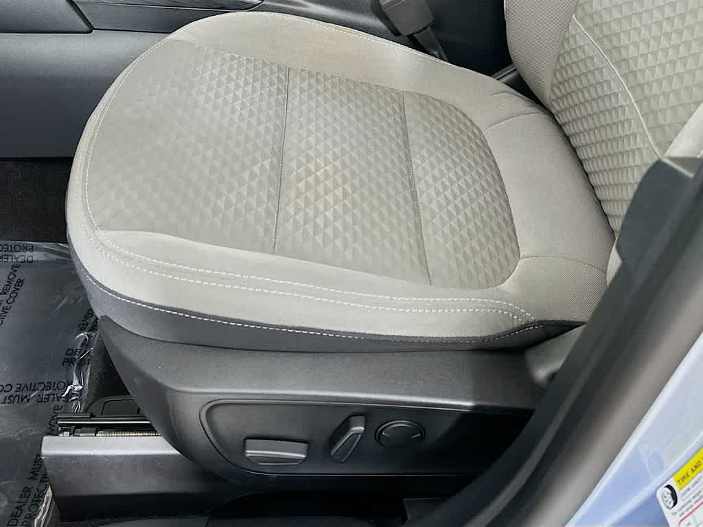 Thumbnail: 2022 Ford Escape - 31