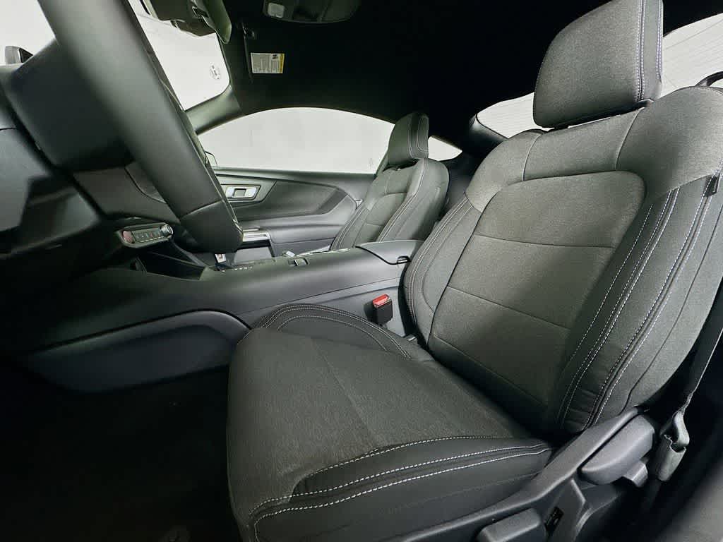 Thumbnail: 2026 Ford Mustang - 11