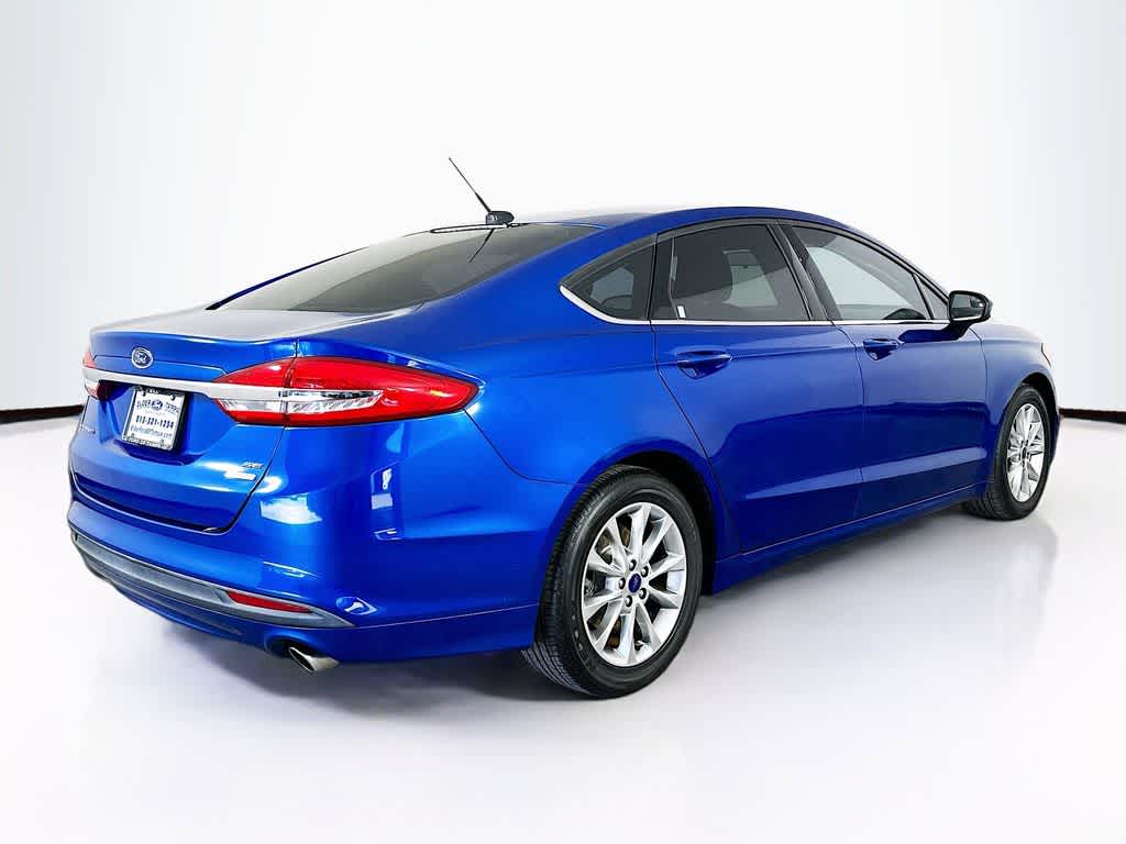 Thumbnail: 2017 Ford Fusion - 24