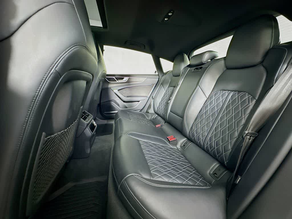 Thumbnail: 2021 Audi S7 - 14