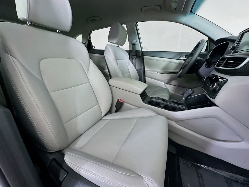 Thumbnail: 2019 Hyundai Tucson - 14