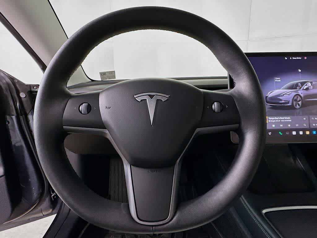 Thumbnail: 2022 Tesla Model 3 - 15