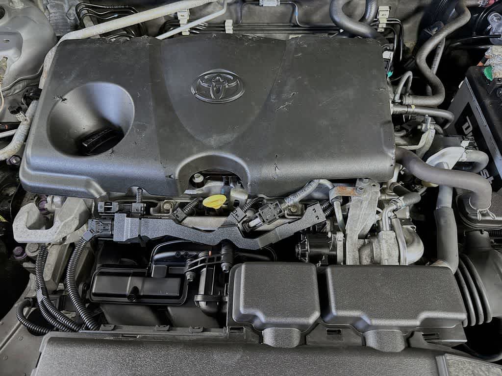 Thumbnail: 2019 Toyota RAV4 - 9