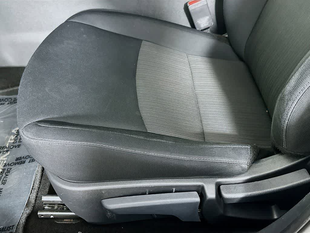 Thumbnail: 2023 Nissan Sentra - 28