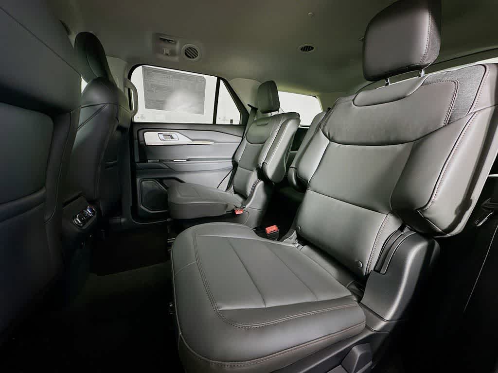 Thumbnail: 2026 Ford Explorer - 14