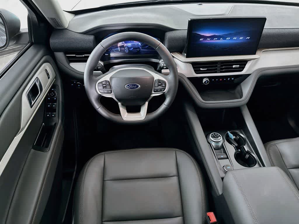 Thumbnail: 2026 Ford Explorer - 10