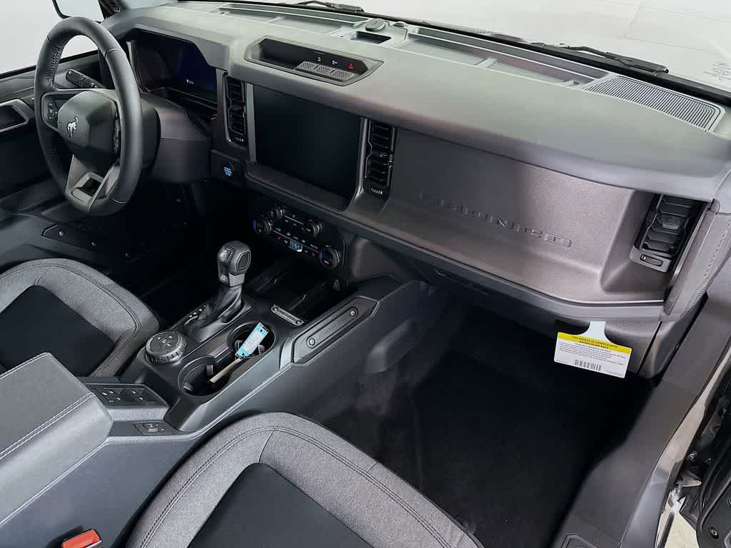 Thumbnail: 2026 Ford Bronco - 32