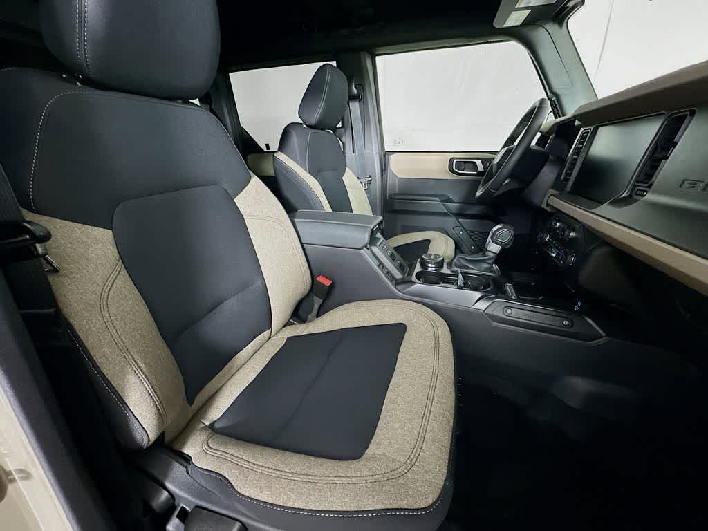 Thumbnail: 2025 Ford Bronco - 15