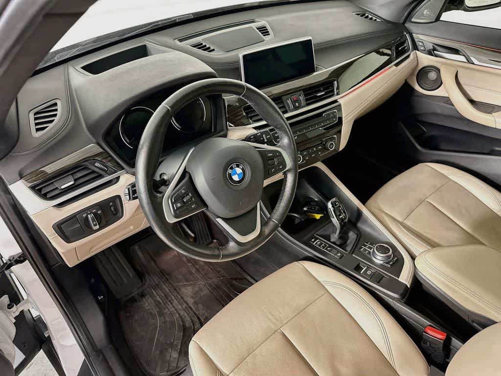 Thumbnail: 2021 BMW X1 - 2
