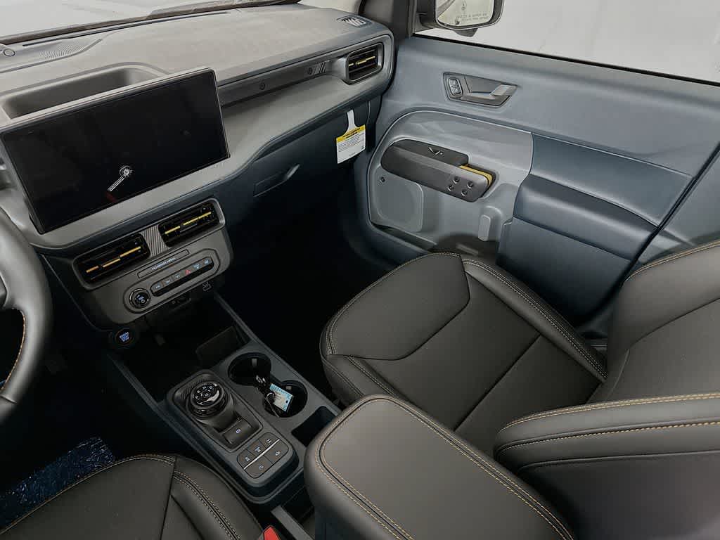 Thumbnail: 2025 Ford Maverick - 11