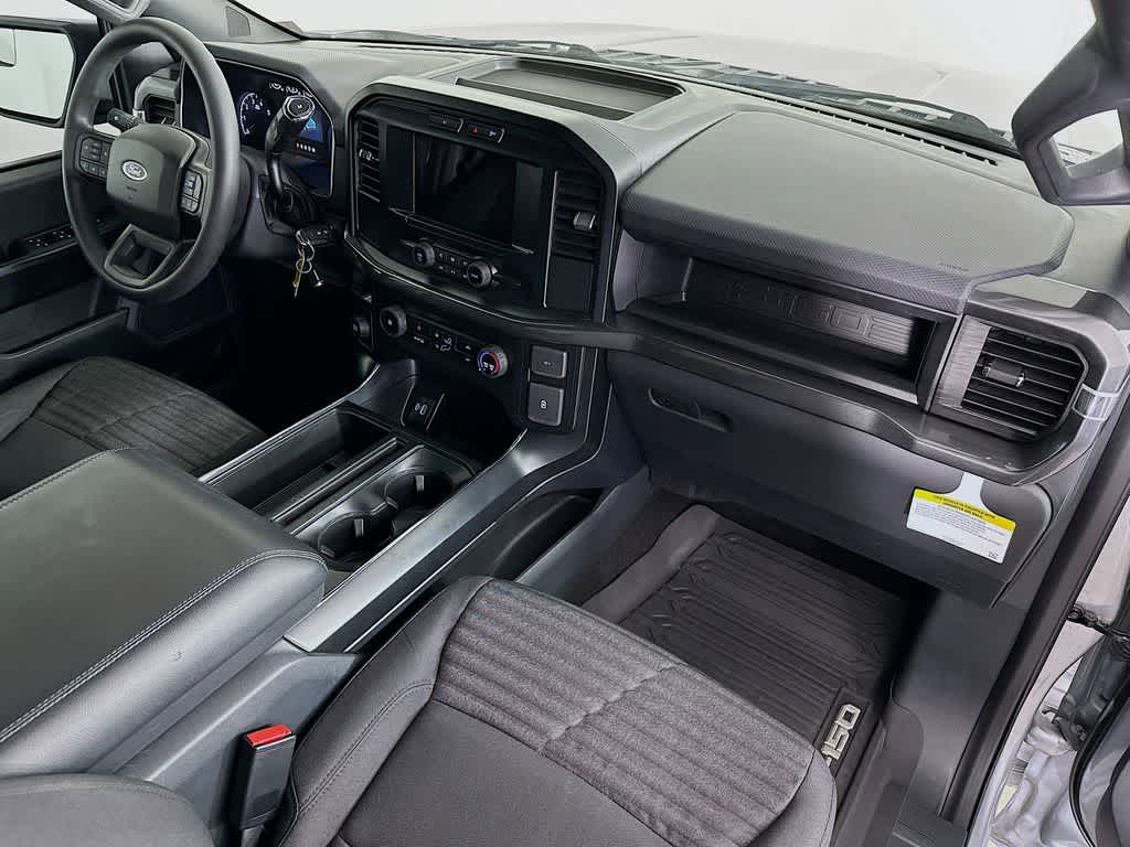 Thumbnail: 2023 Ford F-150 - 32