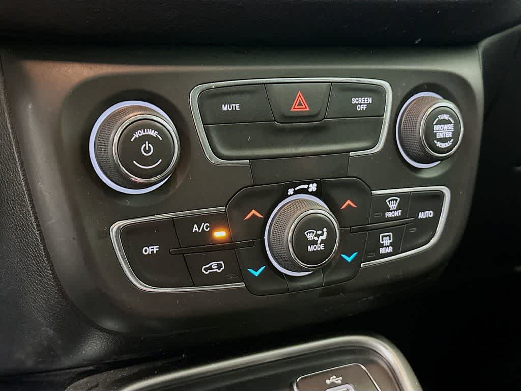 Thumbnail: 2018 Jeep Compass - 18