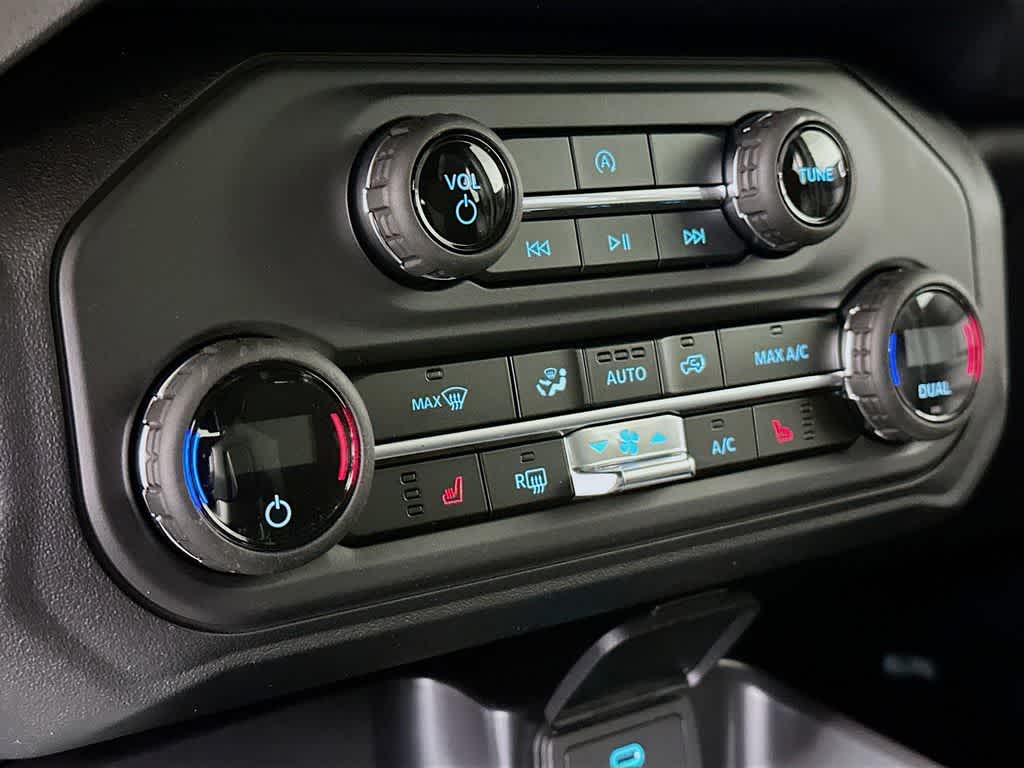 Thumbnail: 2025 Ford Bronco - 18