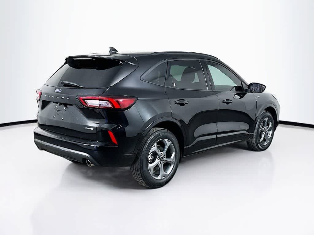 Thumbnail: 2023 Ford Escape - 25