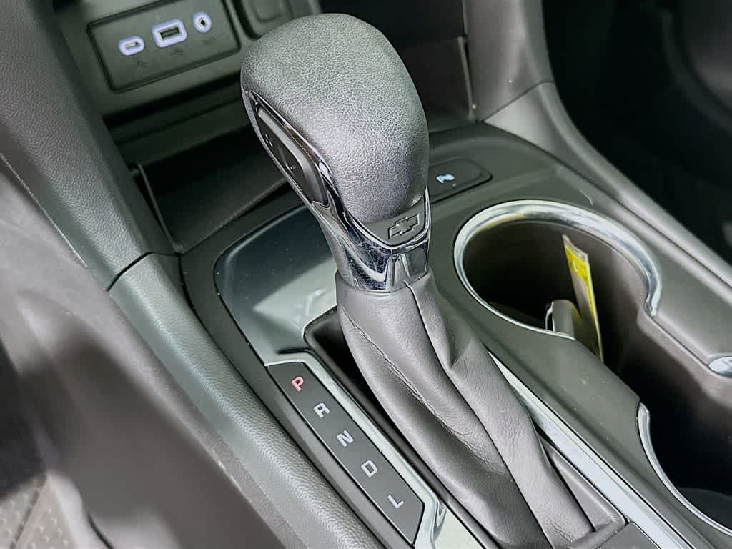 Thumbnail: 2022 Chevrolet Equinox - 19