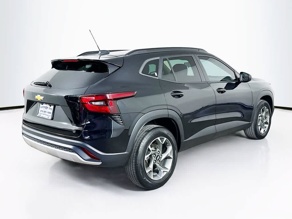 Thumbnail: 2024 Chevrolet Trax - 24