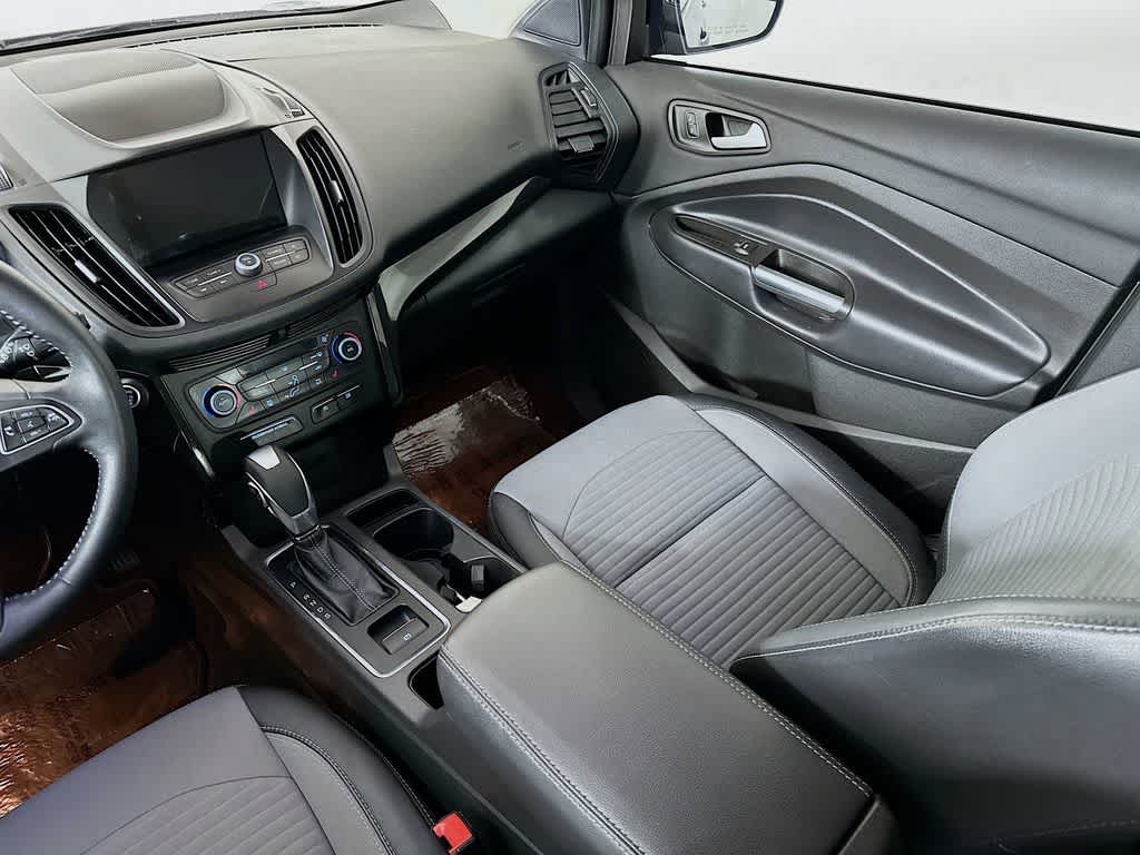 2019 Ford Escape SE 11