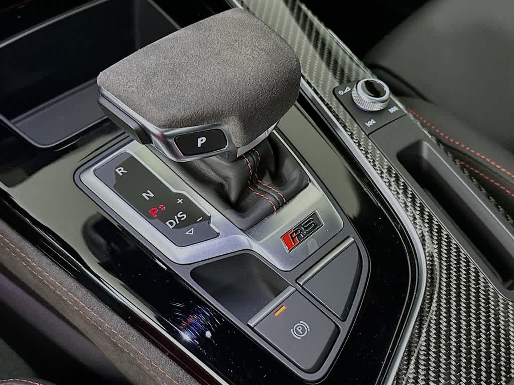 Thumbnail: 2024 Audi RS 5 - 18
