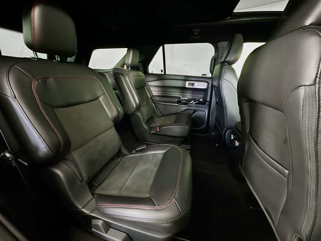 Thumbnail: 2022 Ford Explorer - 34