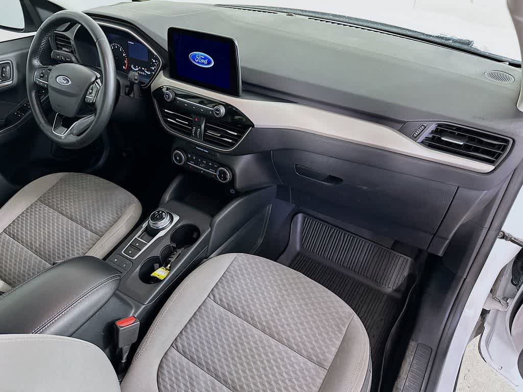 Thumbnail: 2022 Ford Escape - 32