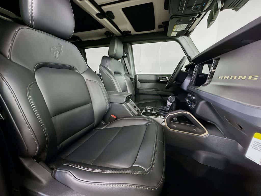 Thumbnail: 2025 Ford Bronco - 15