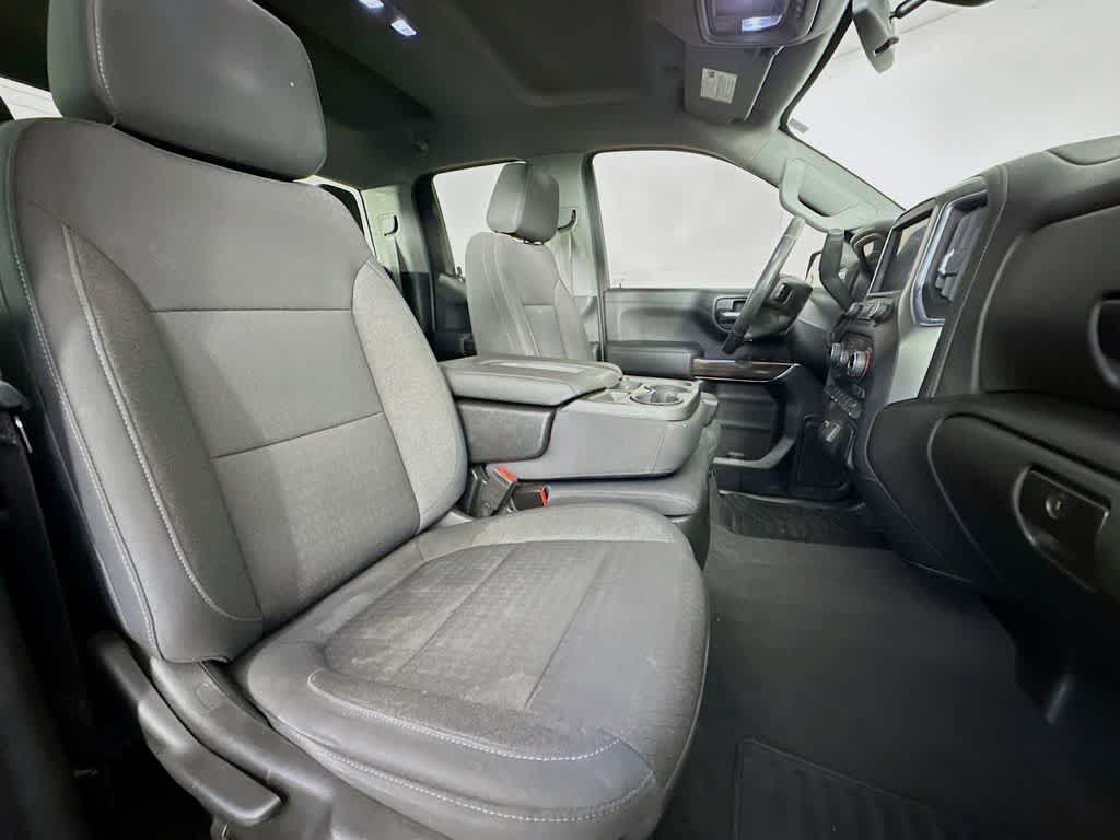 Thumbnail: 2019 Chevrolet Silverado 1500 - 14