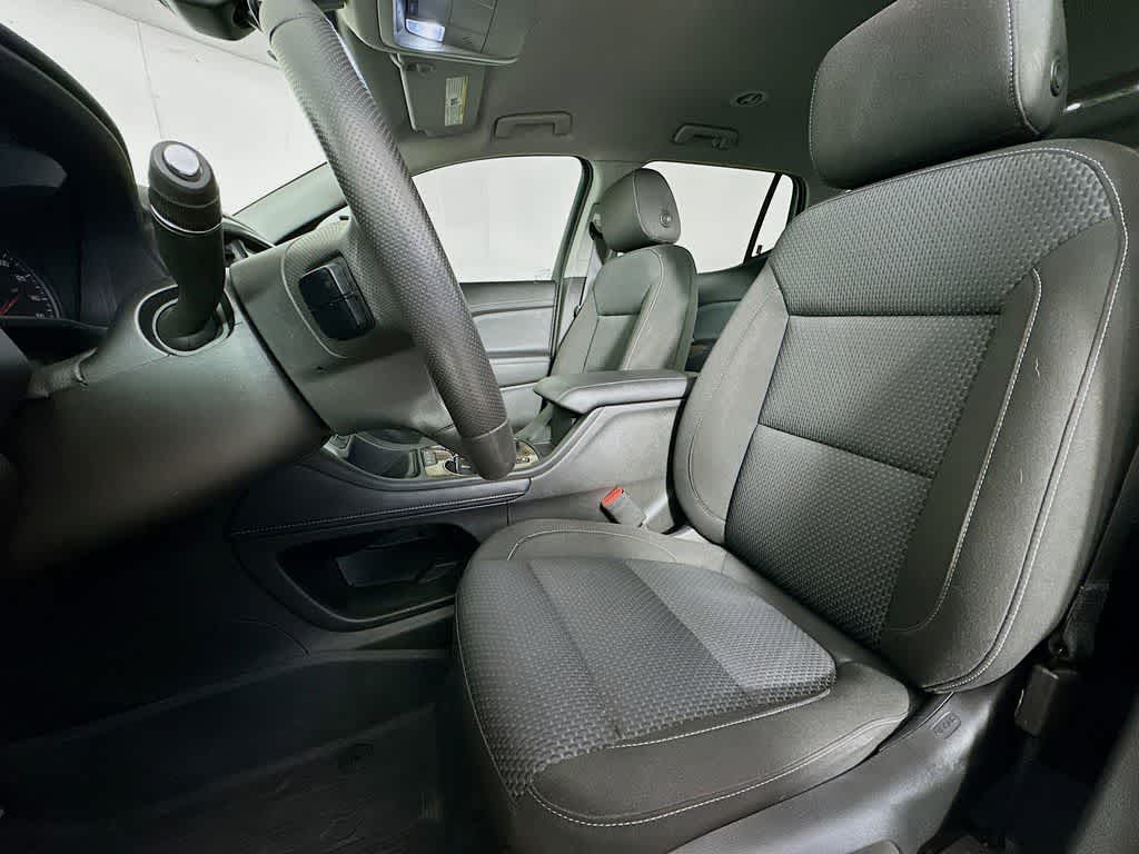 Thumbnail: 2023 GMC Acadia - 12