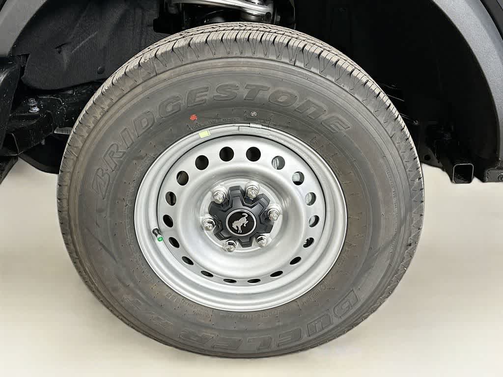 Thumbnail: 2025 Ford Bronco - 7