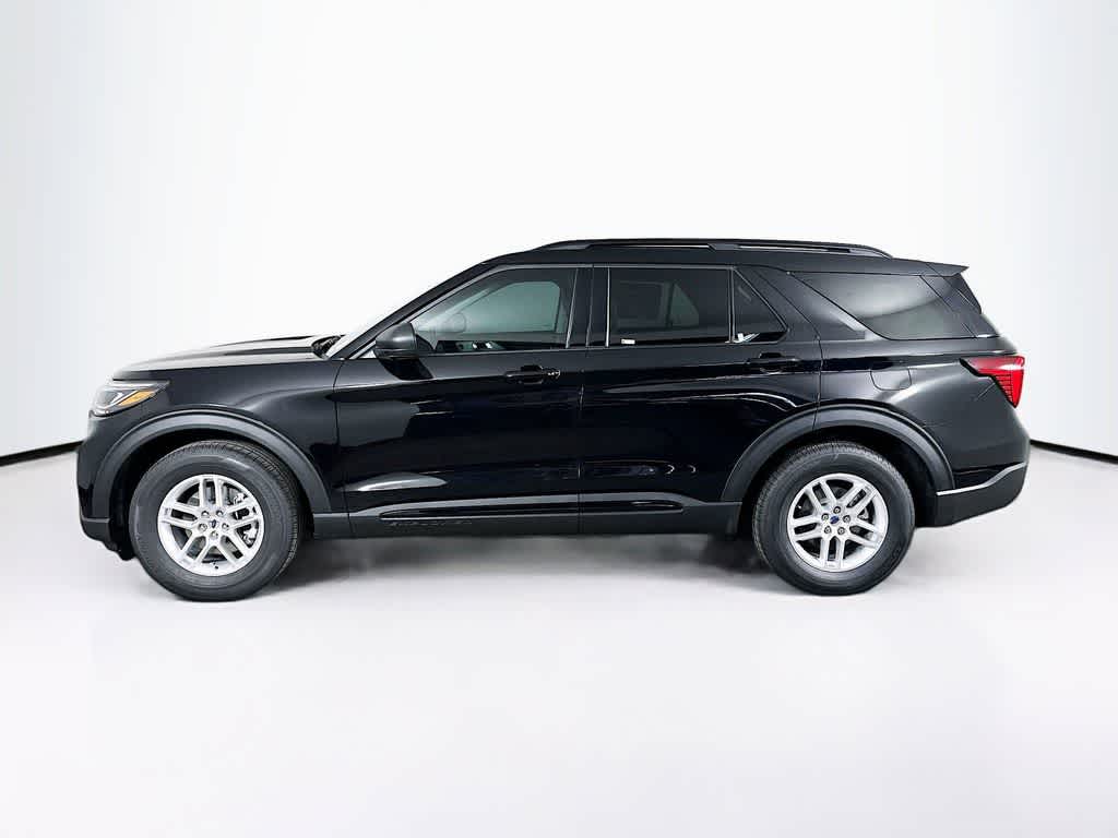 Thumbnail: 2026 Ford Explorer - 3