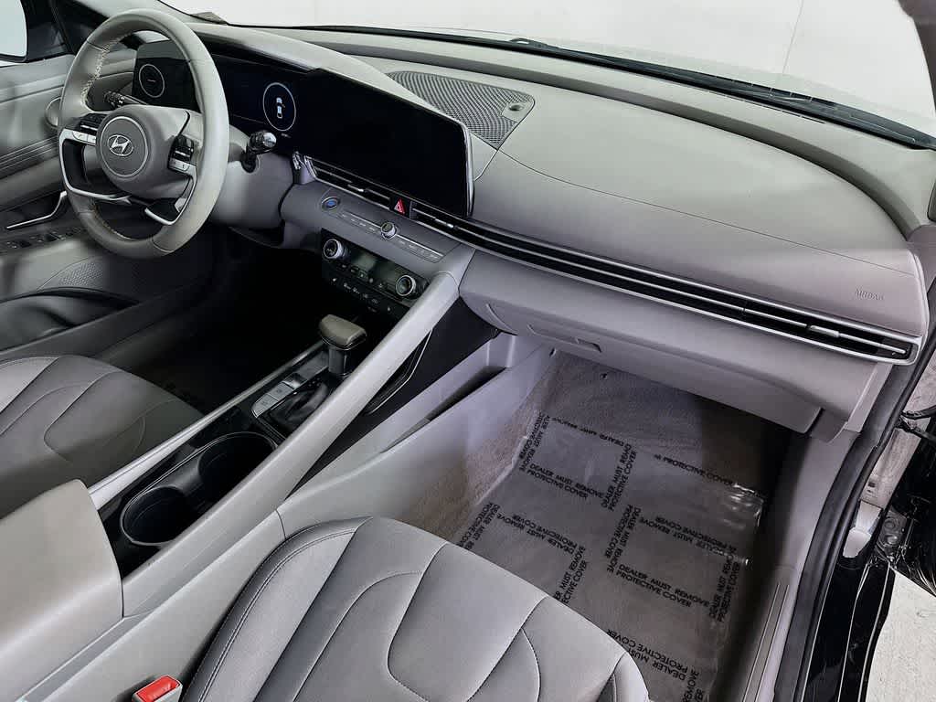 Thumbnail: 2023 Hyundai Elantra - 30