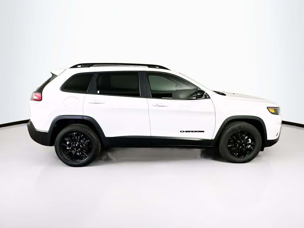 Thumbnail: 2023 Jeep Cherokee - 26