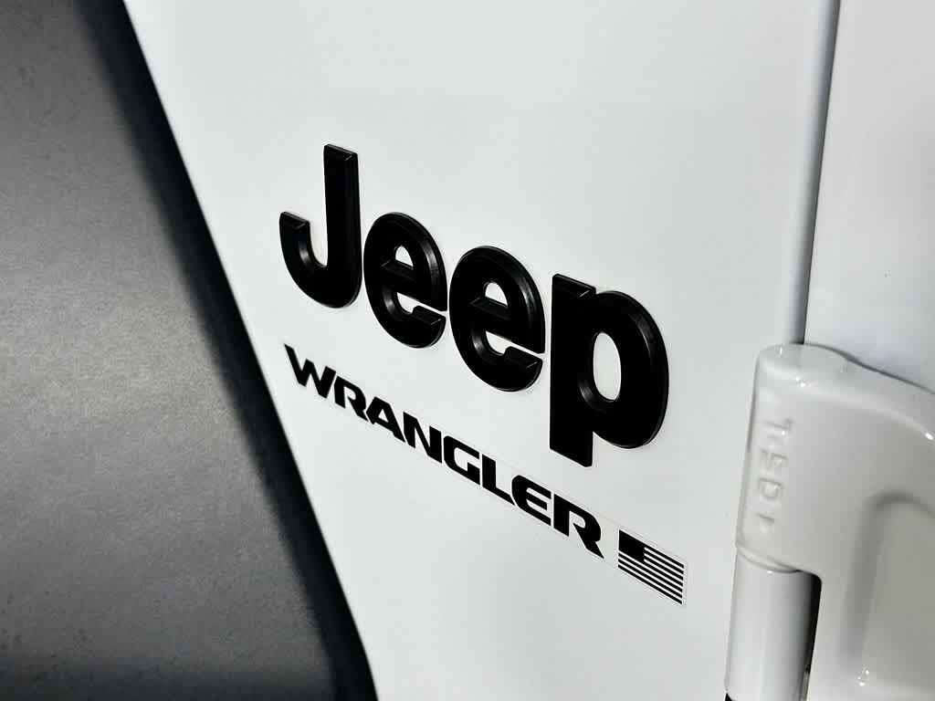 Thumbnail: 2024 Jeep Wrangler - 7
