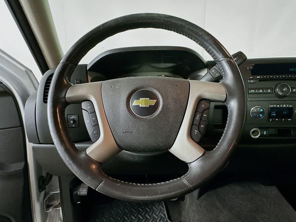 Thumbnail: 2012 Chevrolet Silverado 1500 - 15