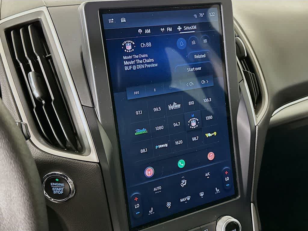 Thumbnail: 2022 Ford Edge - 17