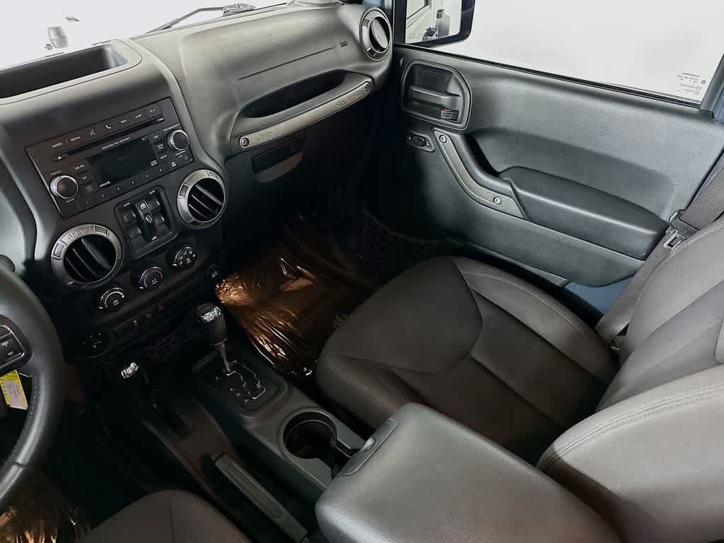 Thumbnail: 2017 Jeep Wrangler - 11