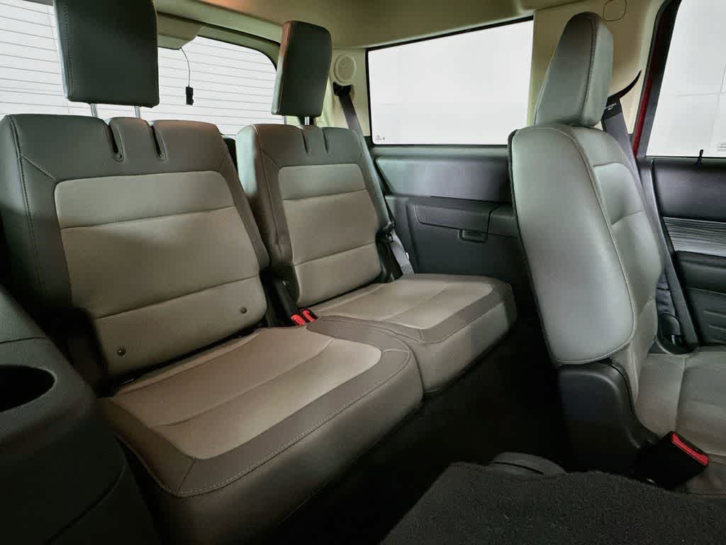 Thumbnail: 2019 Ford Flex - 31