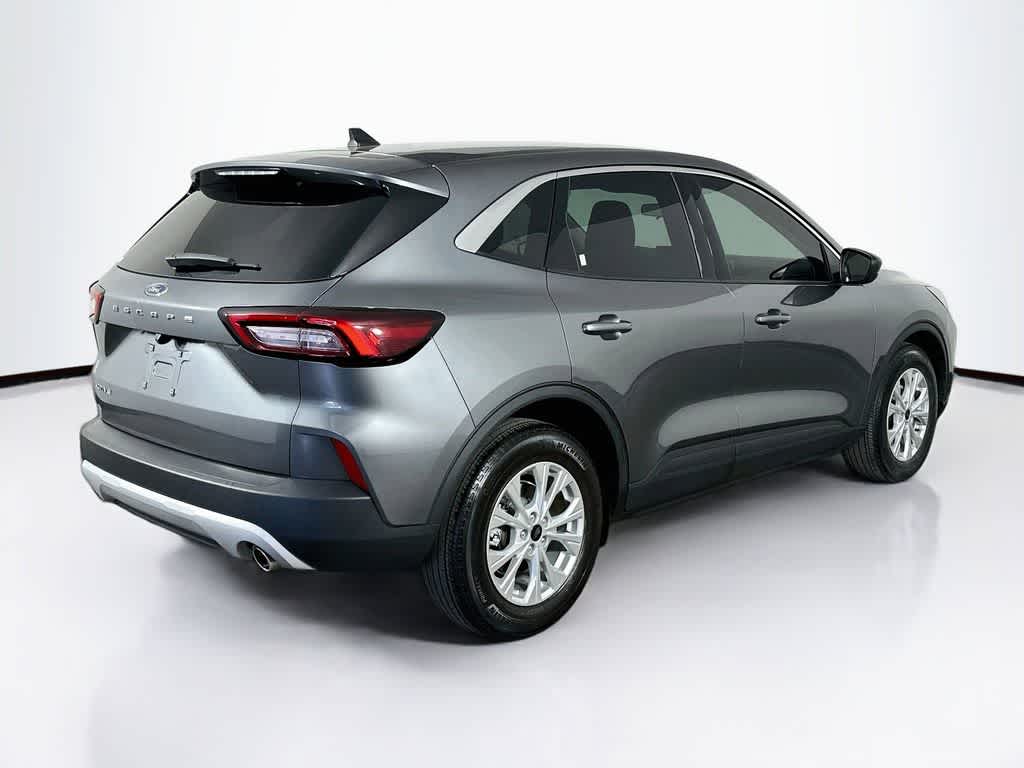 Thumbnail: 2023 Ford Escape - 25