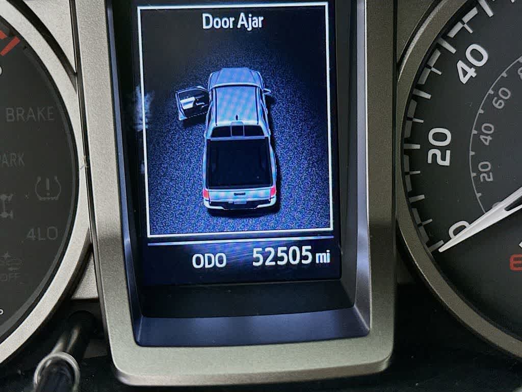 Thumbnail: 2022 Toyota Tacoma - 19