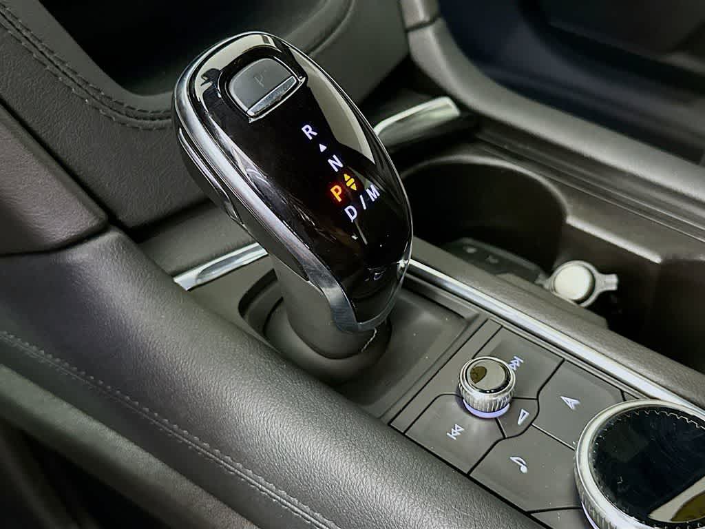 Thumbnail: 2025 Cadillac XT6 - 19