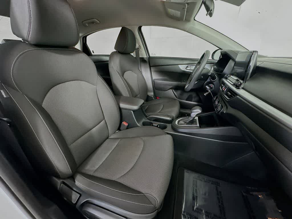 Thumbnail: 2024 Kia Forte - 14