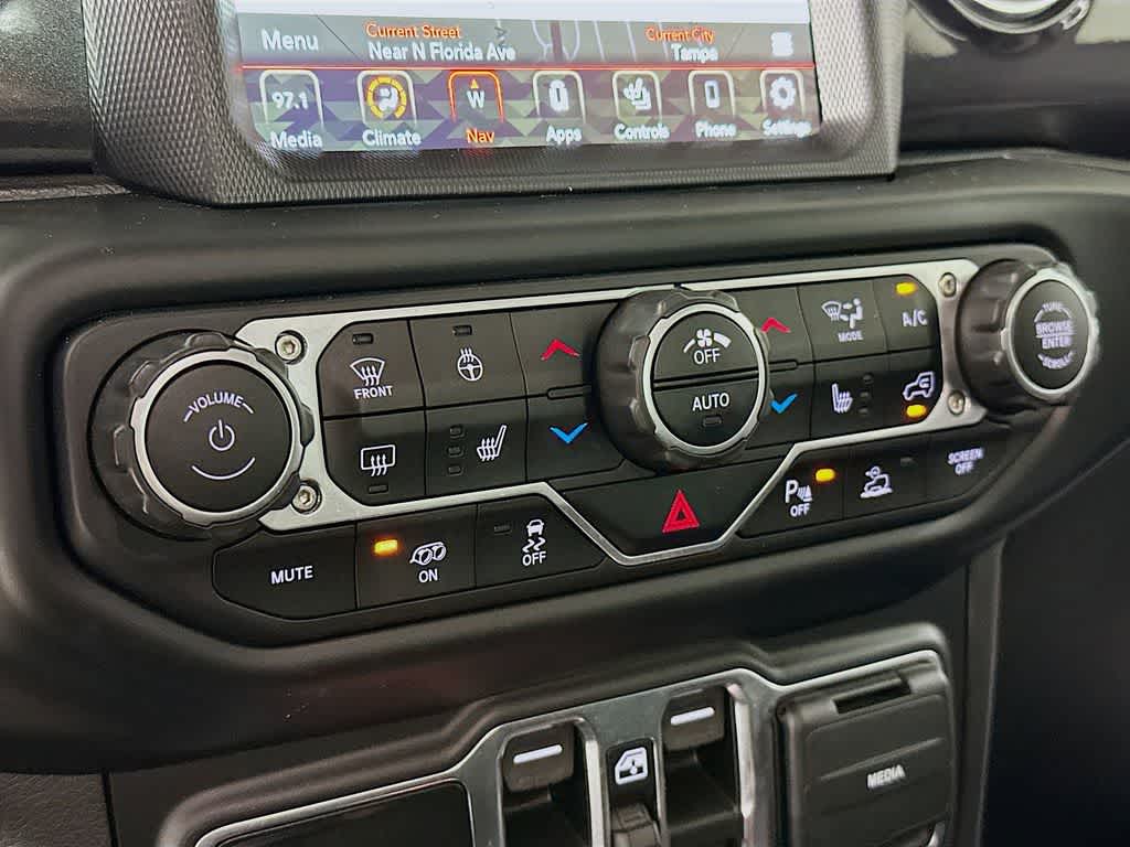 Thumbnail: 2021 Jeep Wrangler - 18